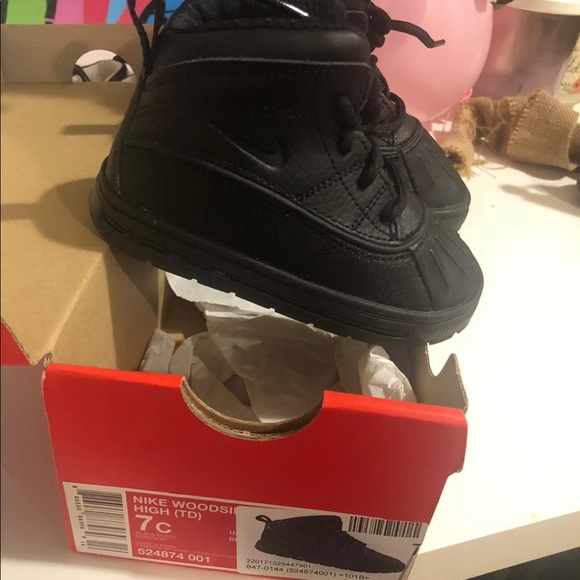 nike toddler woodside boots